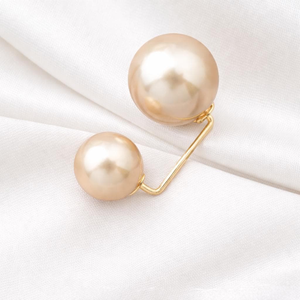 Pearl Waist Button Brooch